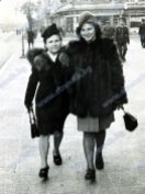 María Luisa Doseva Georgieva e hija